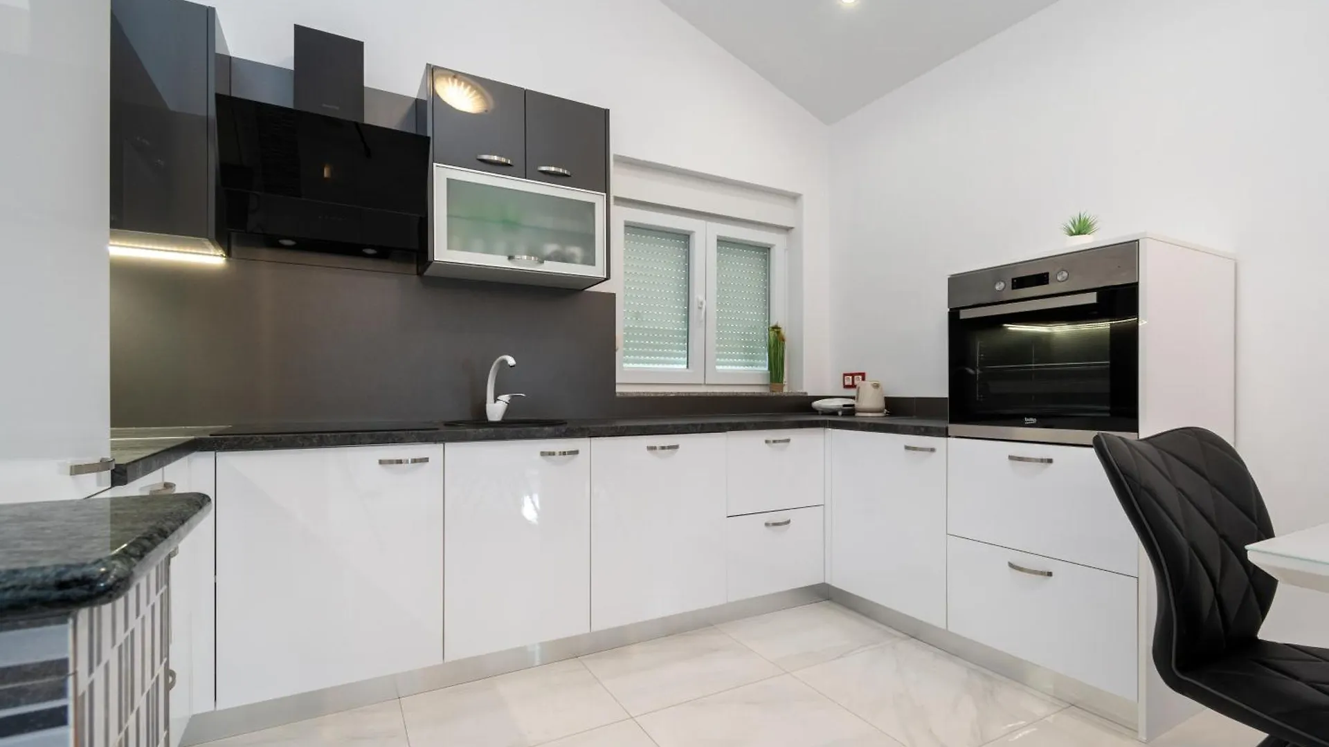 Apartments With A Parking Space Maslenica, Novigrad - 21404 Jasenice Horvátország