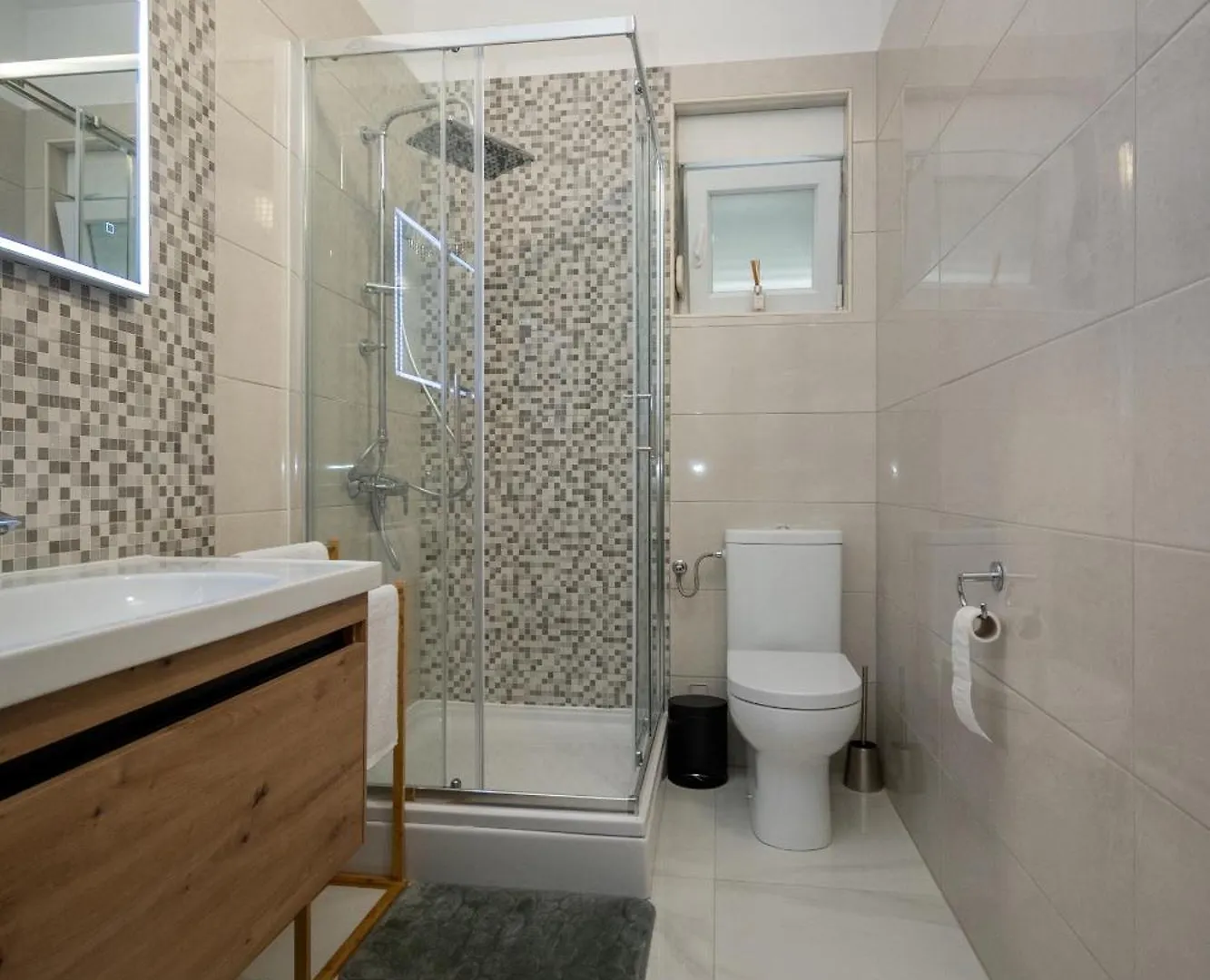 Apartments With A Parking Space Maslenica, Novigrad - 21404 Jasenice